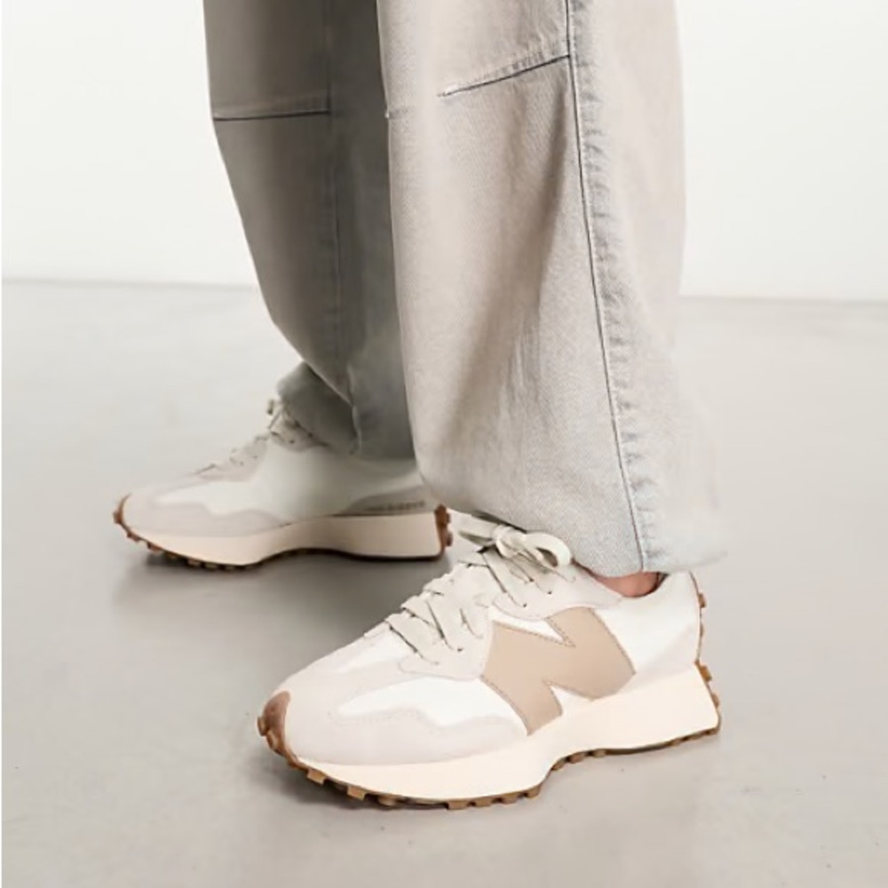 Unisex New Balance 327 Sneakers